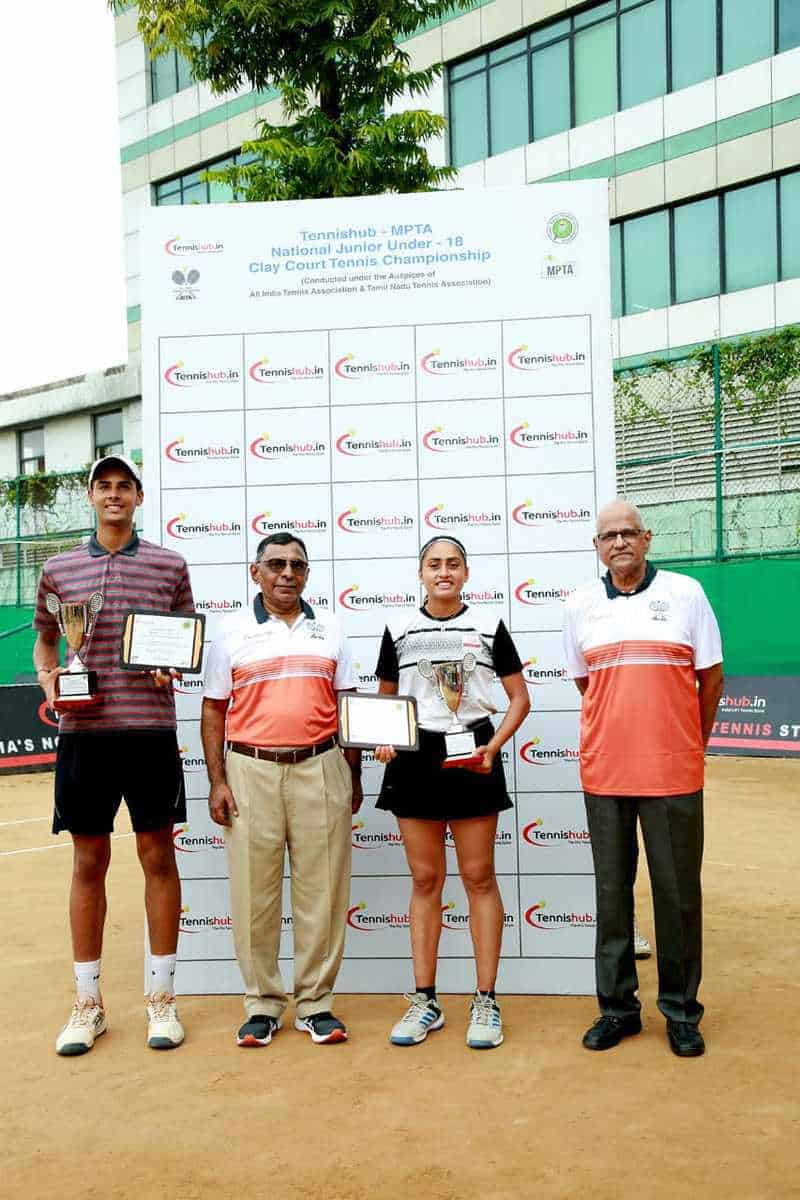 Tennishub-MPTA National Junior Clay Court Tennis Championship  – Winners with Dignitaries